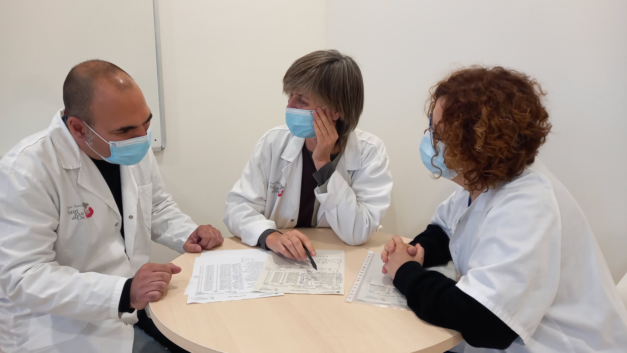 Manel con el equipo de salud mental