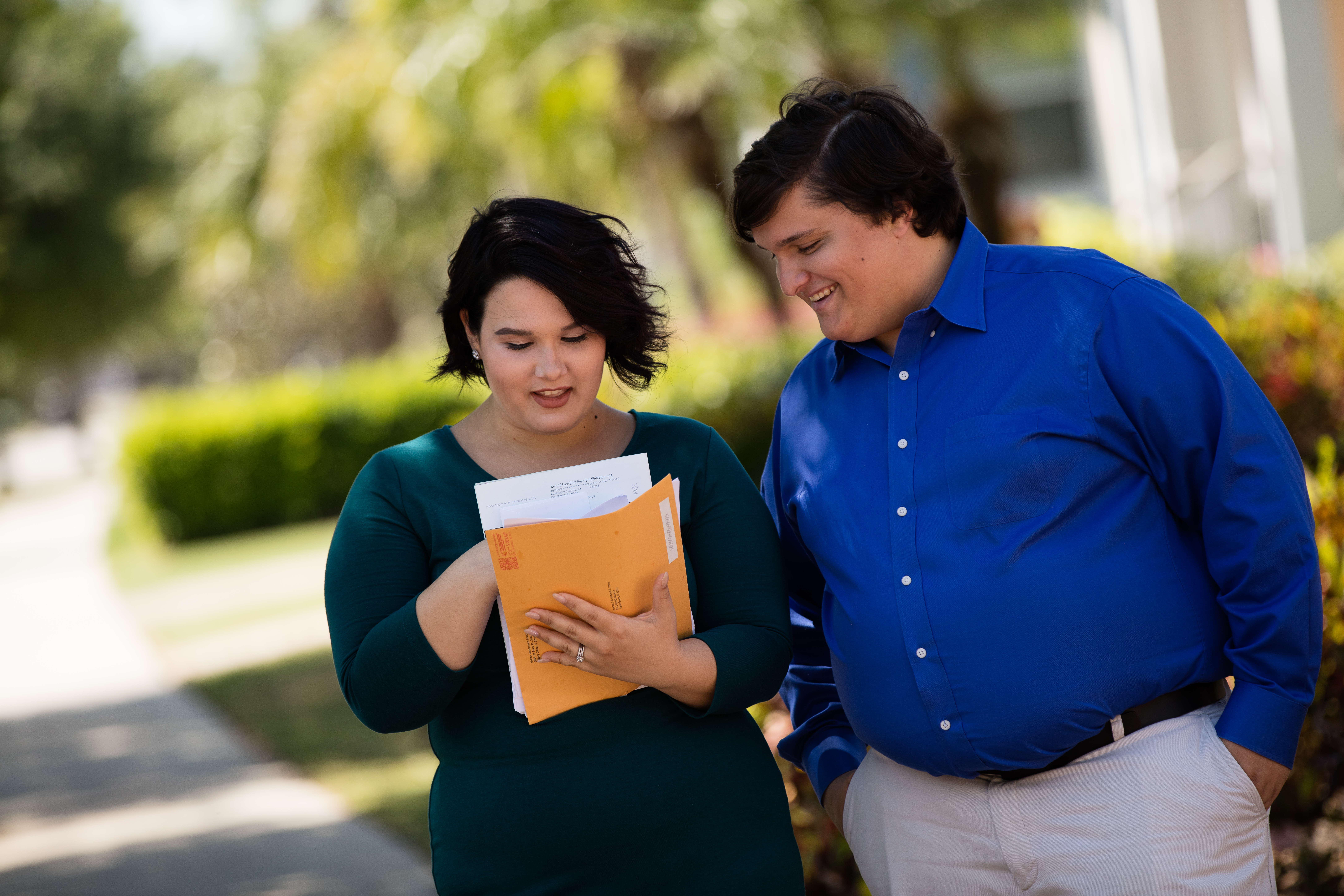 Dues persones amb obesitat