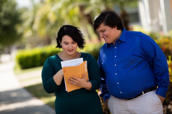 Dos personas con obesidad