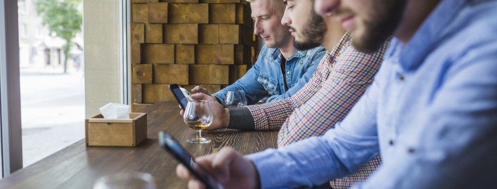 Consumo alcohol y internet